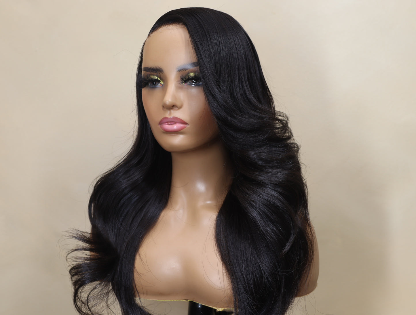 ESSENCE CUSTOM WIG